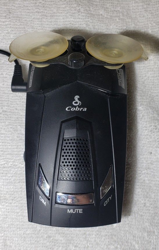 Cobra ESR 800 12 band 360 Laser Radar for Sale in San Antonio, TX OfferUp