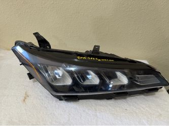2019-2022 TOYOTA AVALON HEADLIGHT OEM