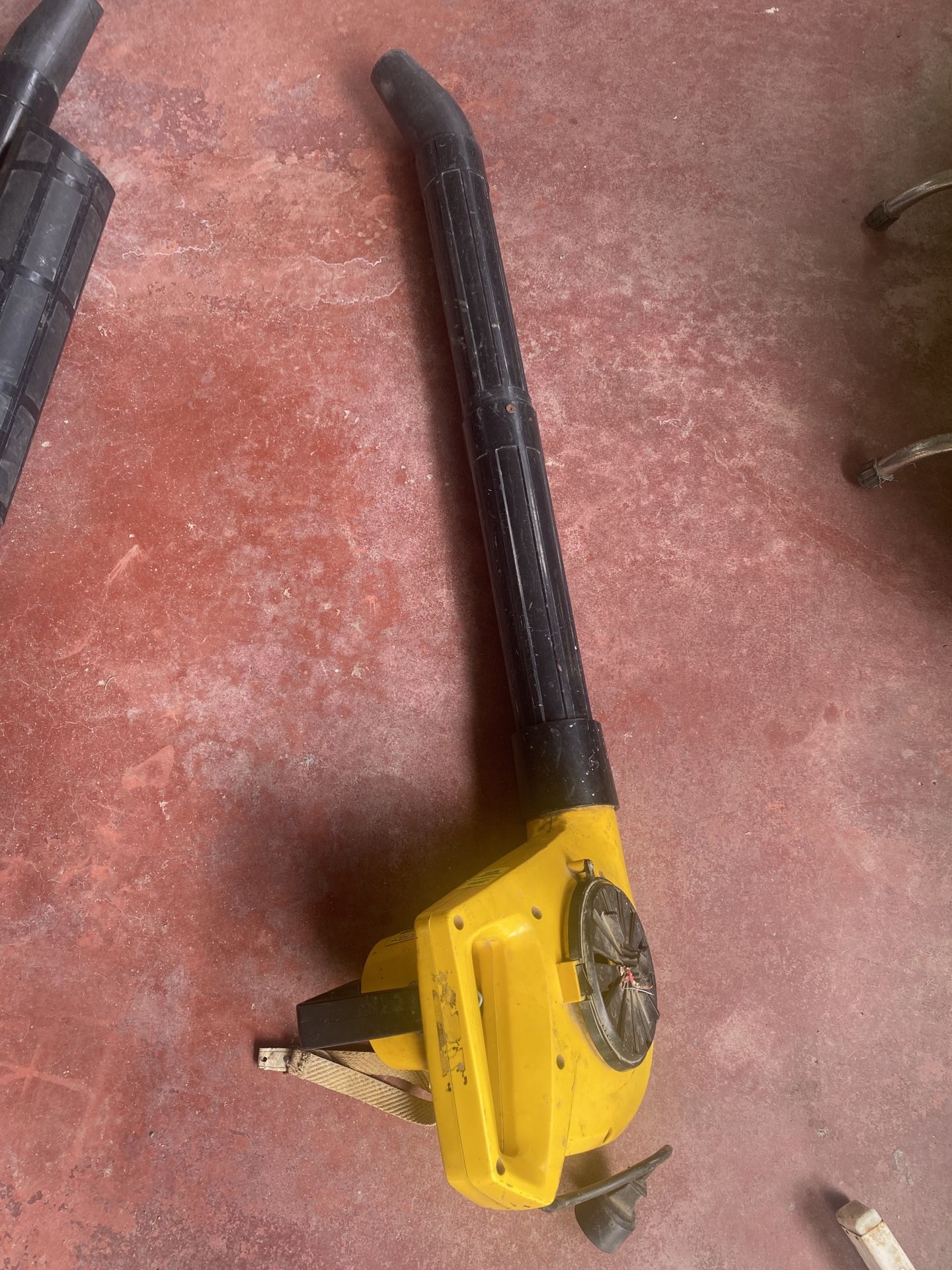 Leaf Blower