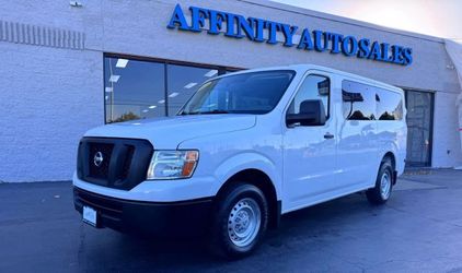 2018 Nissan NV3500 HD Passenger