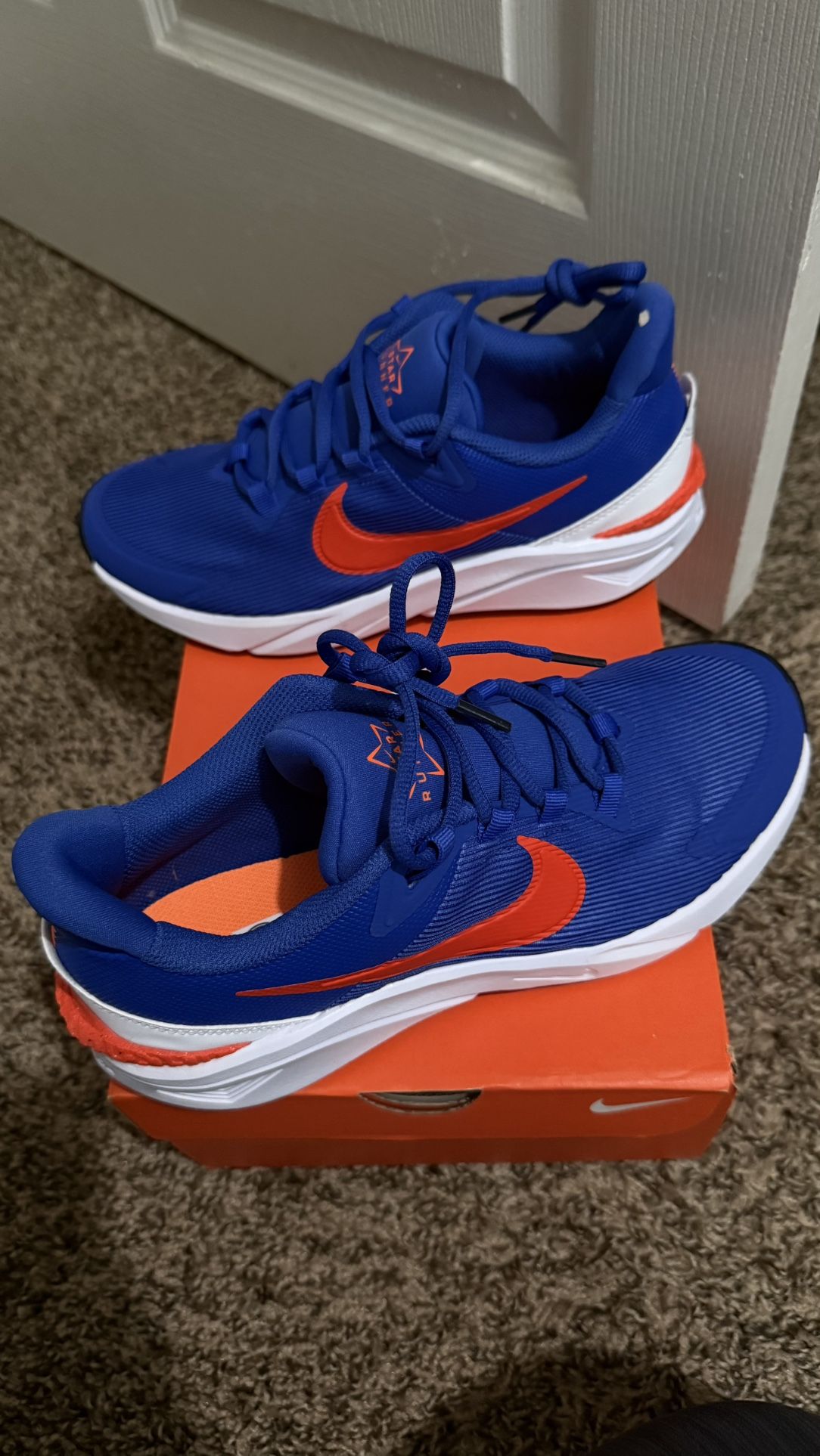 Nike Brand New (never been worn)
