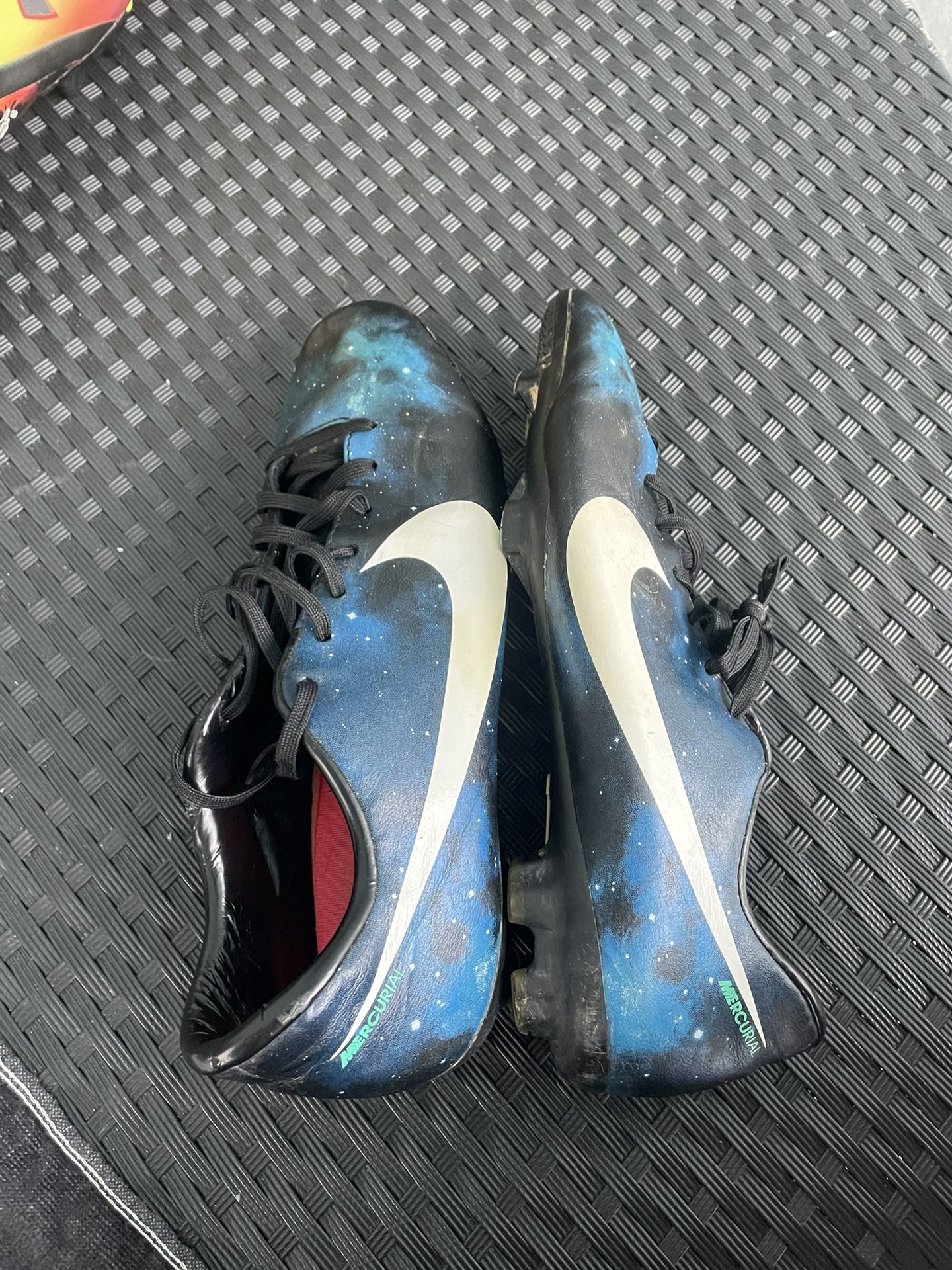 Nike Mercurial Cr7 Galaxy Cleats sz10 for Sale in Brandon FL