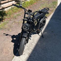 TST R002 Ebike STOCK 220mi with chain