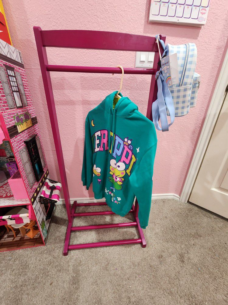Clothes Rack For Girls Room