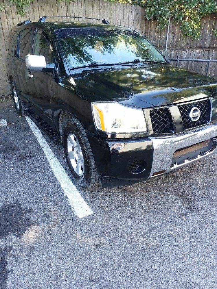 2004 Nissan Armada