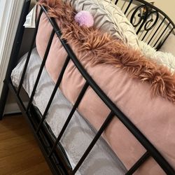Twin Trundle Bed 