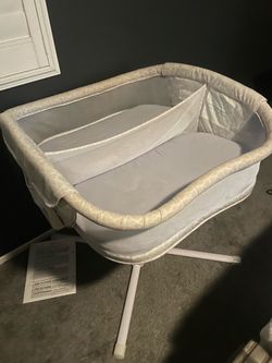 Halo Twin Bassinet