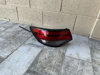Nissan Sentra Tail Light 2020-2025, OEM ORIGINAL Nissan Sentra Tailight, rear brake light, driver side