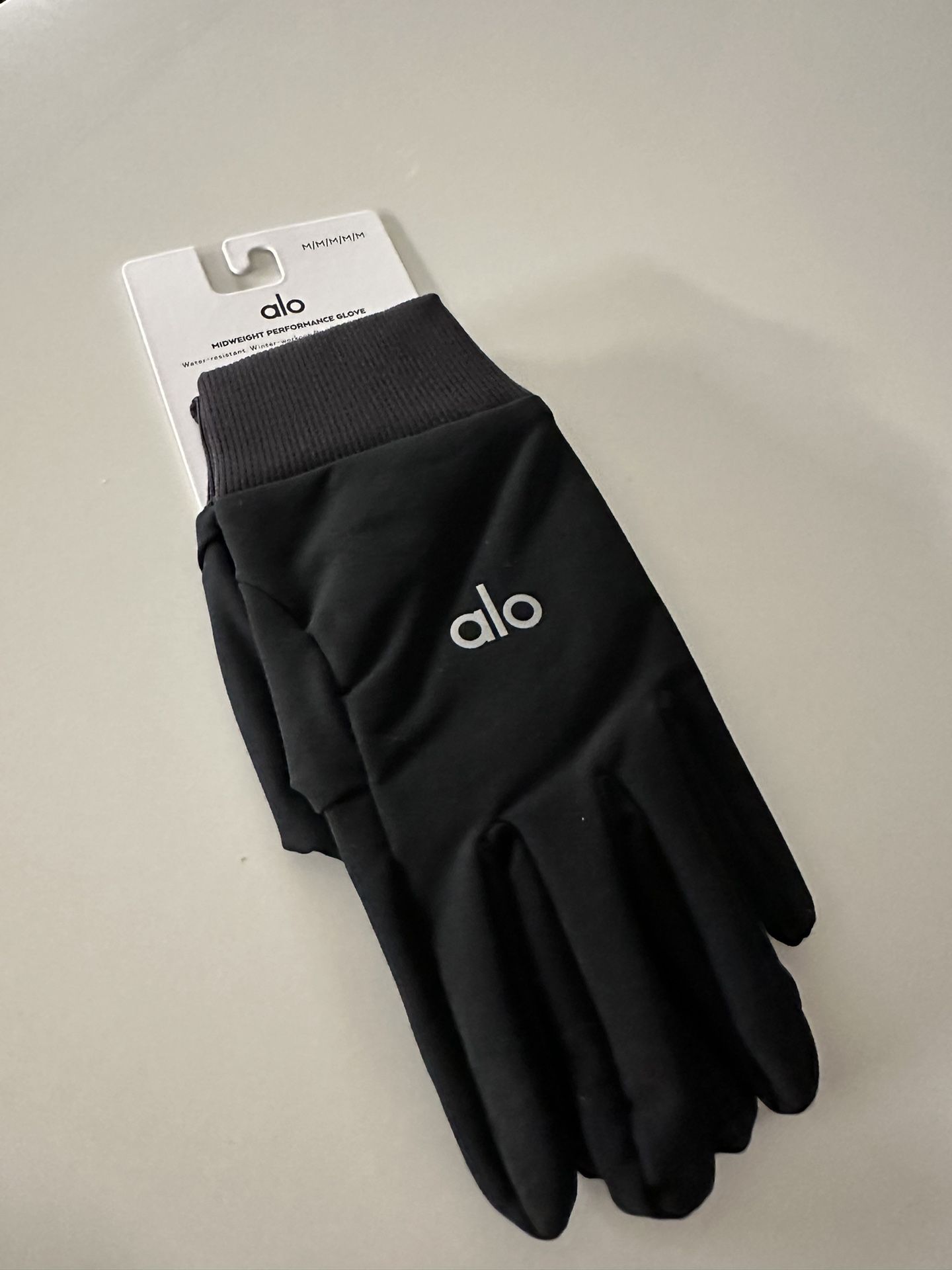 Alo yoga gloves