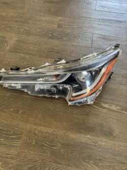 Toyota Corolla Headlight