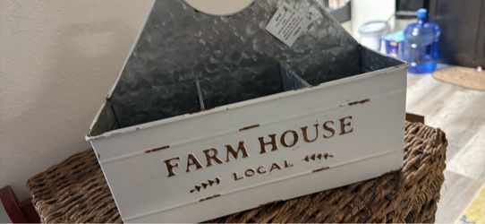 Farmhouse Caddy
