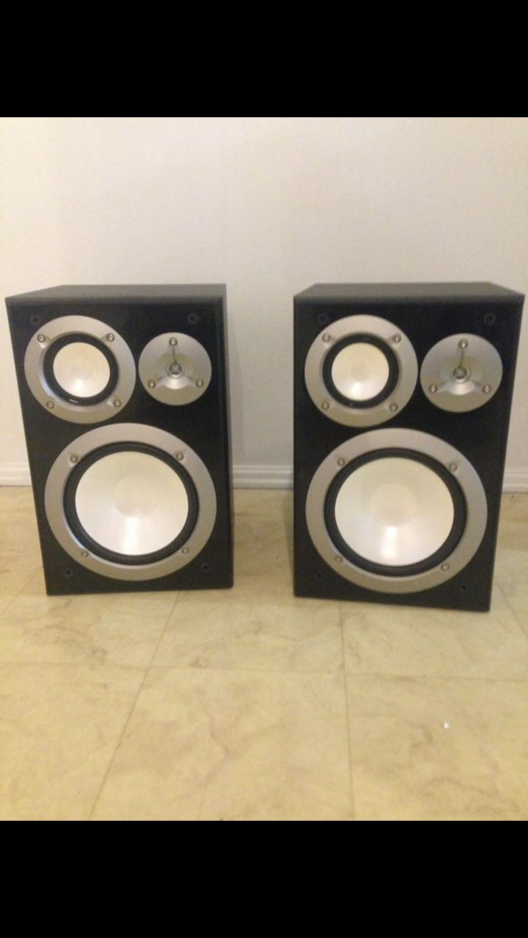 Yamaha NS-6490 3-Way Bookshelf Speakers, Black Finish (Pair)