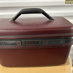 Vintage Samsonite System 4 Burgandy Train Case 