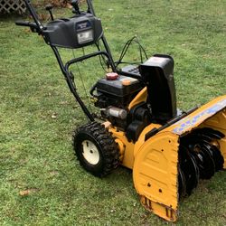 Excellent Condition Zero Turn 24” Cub Cadet Snowblower/Electric Start & Onboard Chute Control