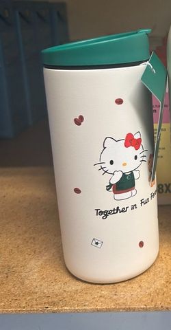 Starbucks X Hello Kitty Cups