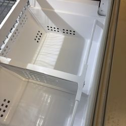 Frigidaire French Door Refrigerator (Garage/Outdoor) Kept