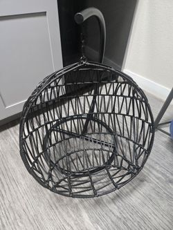 Swing Hammock Chair for Cats Suspended by Sturdy Metal Chain.  USED-GOOD CONDITION