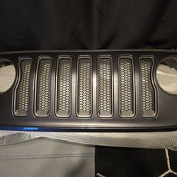 OEM Jeep Wrangler JL Rubicon Grill