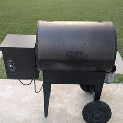Traeger 20 pellet smoker