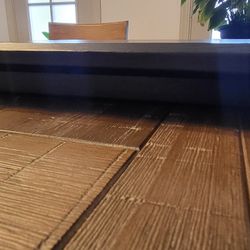 Desk too (Adjustable - spring action)