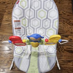 Fisher-Price Baby's Bouncer Geo Meadow