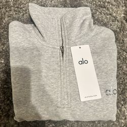 Grey Men’s ALO Qauter Zip’s
