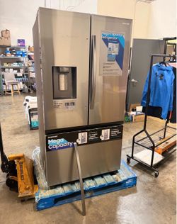 Samsung 31 cu. ft. French Door Refrigerator *See Details*