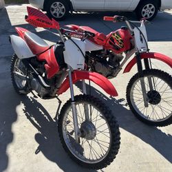 2002 & 2005 Honda 100's