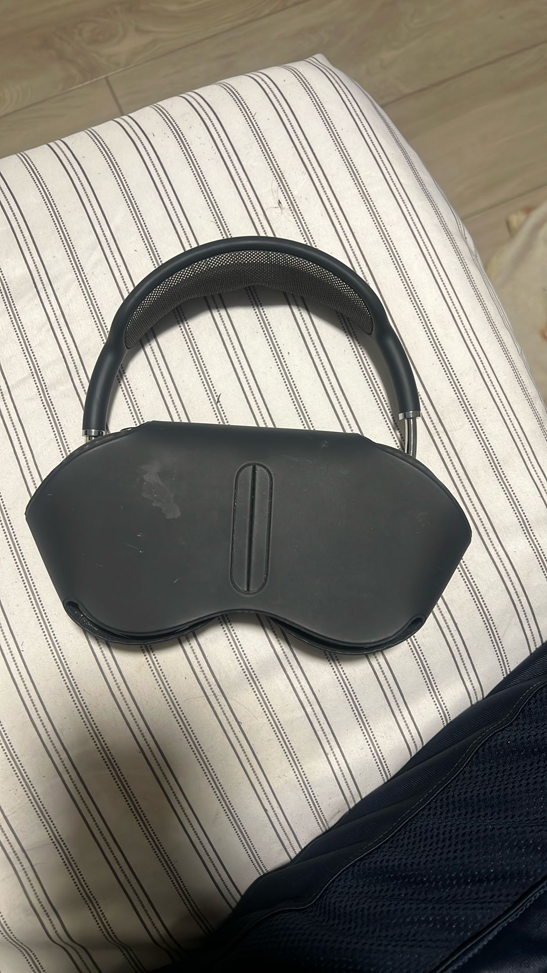 AirPod pro max