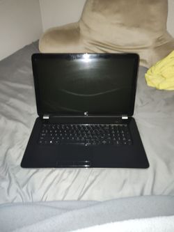HP Pavilion 17-E049WM Laptop