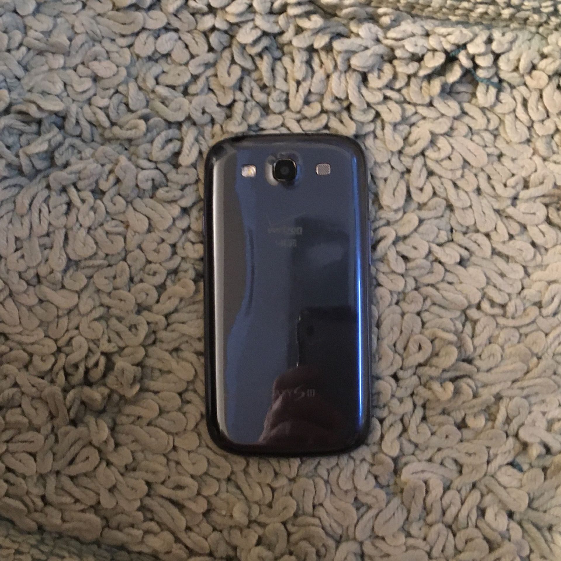Samsung Galaxy SIII For Verizon Factory Unlocked Mint Condition!