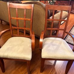 Chairs ( It’s Not Free) Make an Offer