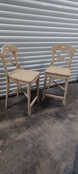 2 CLASSY BARSTOOLS very good condition