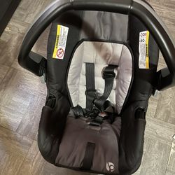 New Born Car Seat And Base 