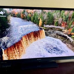 SONY 55” TV With Stand & Remote 