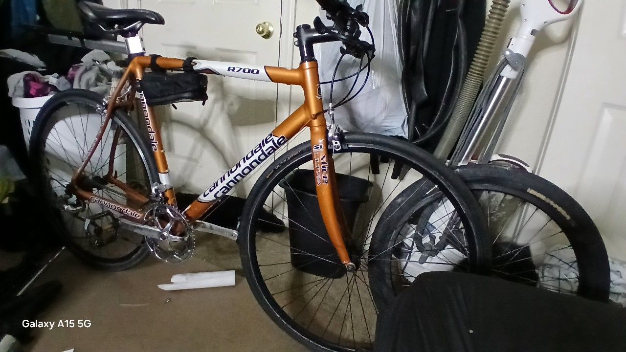 Cannondale R700 Roadbike 56cm