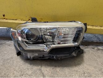 2016-2023 TOYOTA TACOMA RH LED HEADLIGHT #3