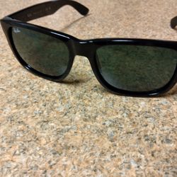 Ray Bans Brand New 