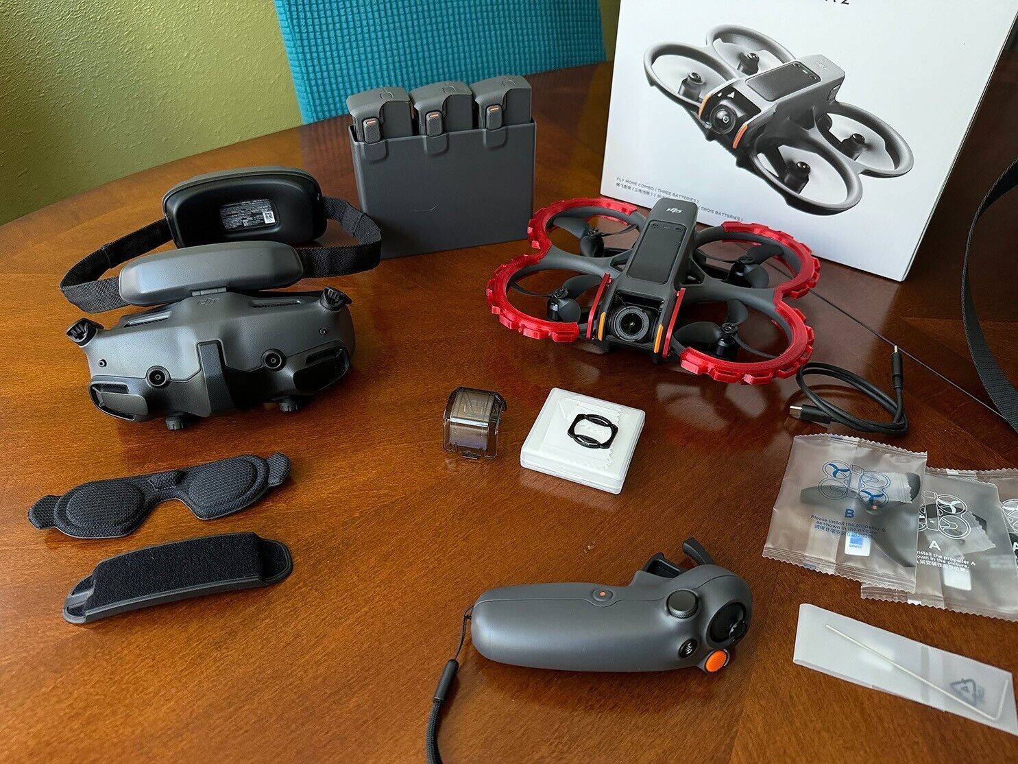 dji avatar 2 fly more combo