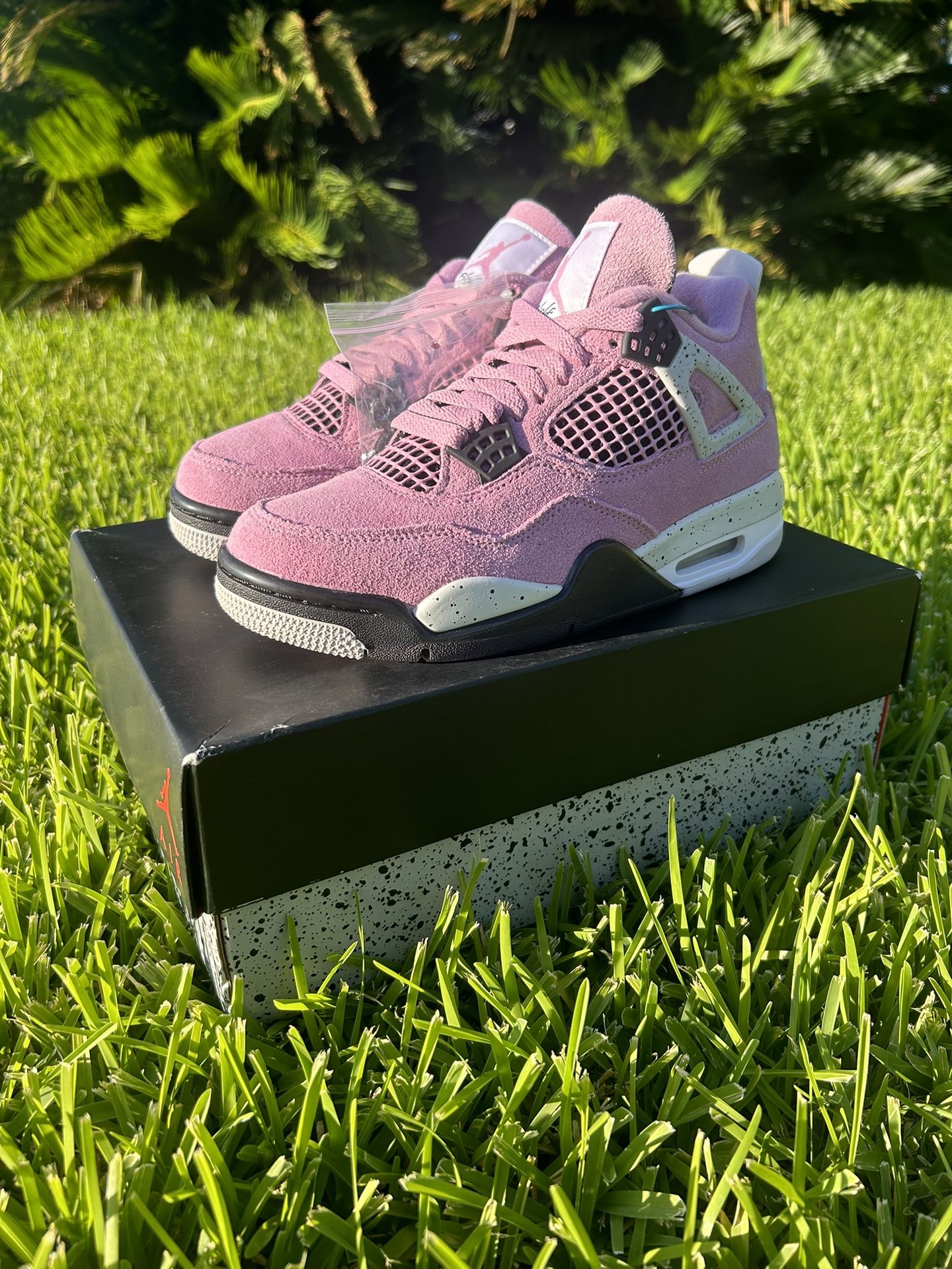 Jordan 4 Retro