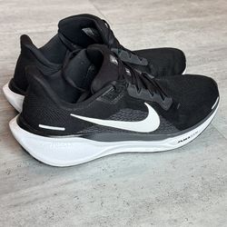 Nike Pegasus 41, Size 9m / 10.5w