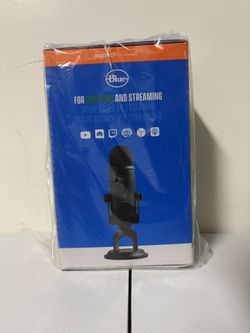 Blue Microphones Yeti Professional Multi-Pattern USB Condenser Microphone - Blackout