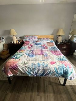 Queen Metal and Wood Bed with Mattress