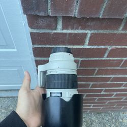 Canon EF 70-200mm F2.8 L IS USM Zoom Lens