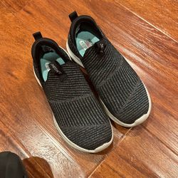 Skechers Air cooled memory Foam