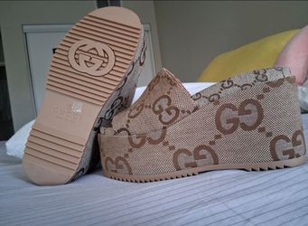 sandalias Gucci size 8