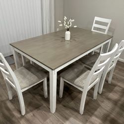 Ashley Furniture_Table with 4 Chairs and Bench