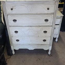 Multiple Furniture Pieces For Sale