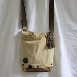 Purses/Totes... 