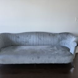 3 Seater Sofa In Excellent Condition. Very Comfortable To Sit On 
